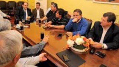 Los Intendentes Catamarqueños rinden cuentas y quedan al día con el Fondo de Desarrollo Municipal