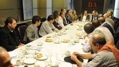 Tras intervención de la Nación, Scioli se reunió con intendentes para paliar consecuencias hídricas