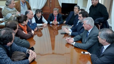 Buenos Aires: Diputados le prometieron a Municipales tratar en septiembre la ley de paritarias
