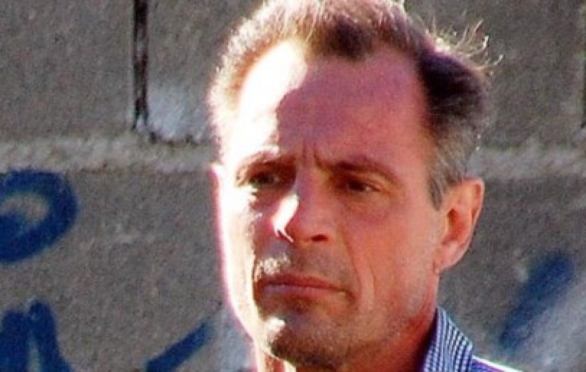Concejales de Esquel declararon persona no grata al forense Roo