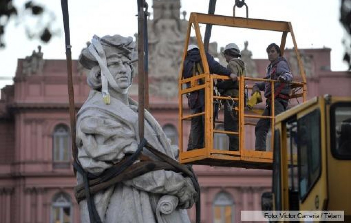 Promulgan la ley que ratifica el acuerdo entre Nación y Ciudad para trasladar el monumento a Colón
