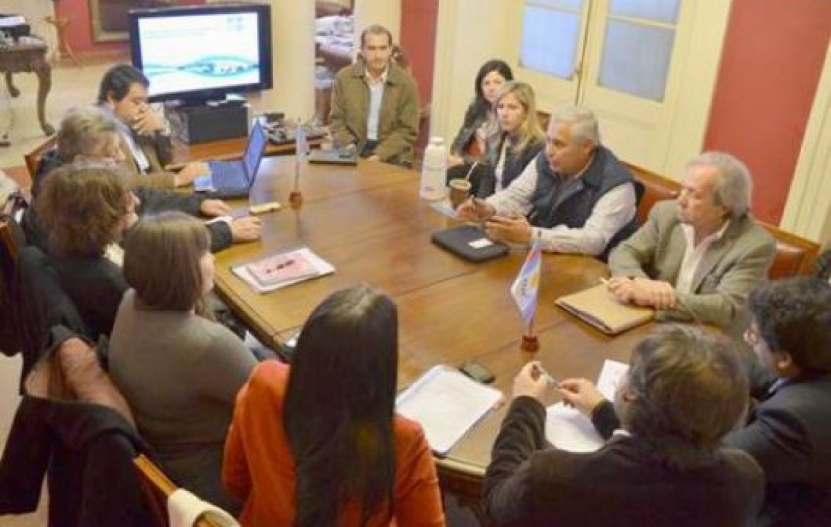 Comuna de Corrientes y Nación analizaron el diseño conceptual del nuevo sistema unificado de transporte urbano