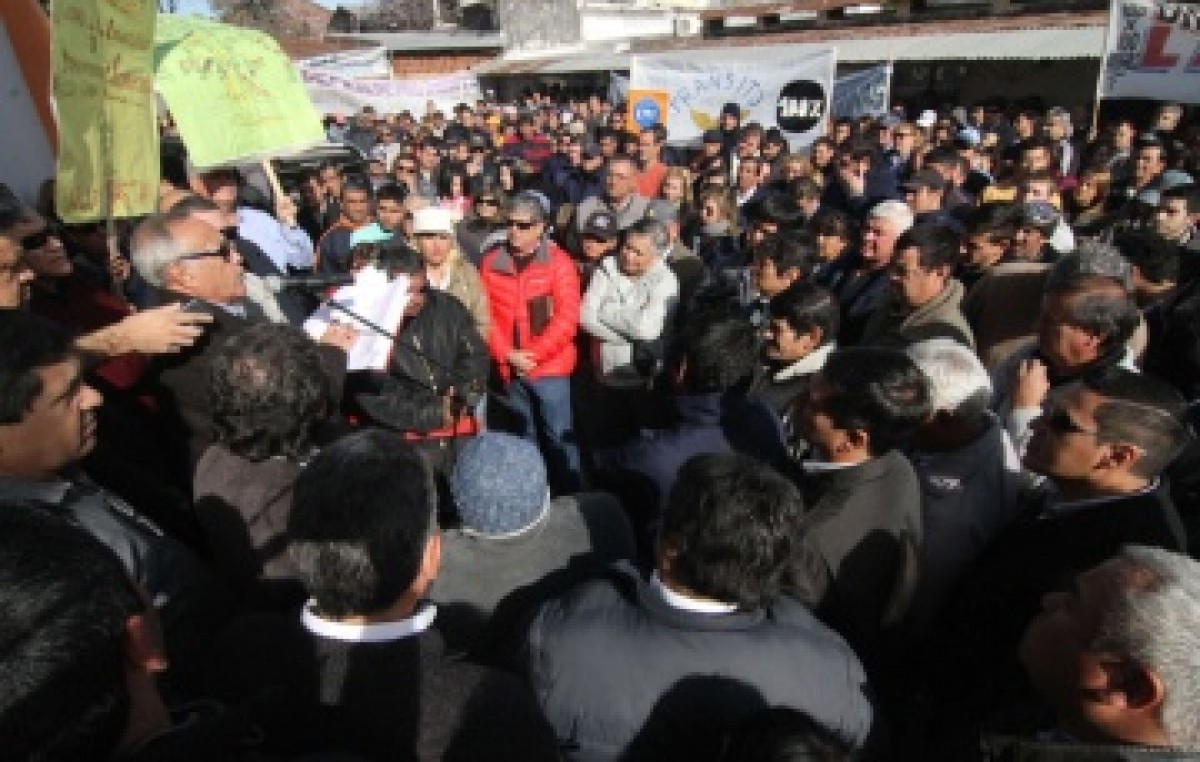 Para el Sindicato de Municipales del Chaco “existe una mafia del cemento”