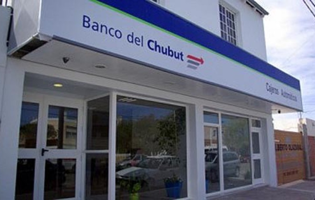 Provincia le ofreció al Intendente de Madryn otro crédito para pagar los sueldos