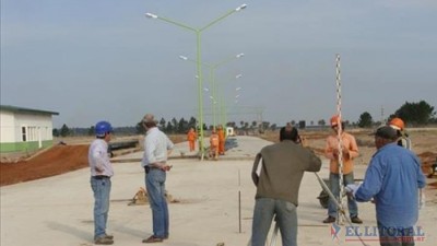 Municipios Correntinos articularon con funcionarios provinciales y nacionales información sobre parques industriales y la gestión de asistencias