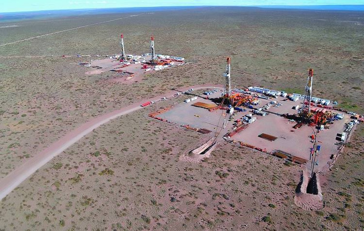 Seis de cada diez argentinos quieren que se desarrolle Vaca Muerta