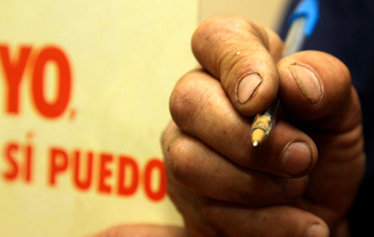 Salta suma 3000 voluntarios al programa de alfabetización «Yo, sí puedo».