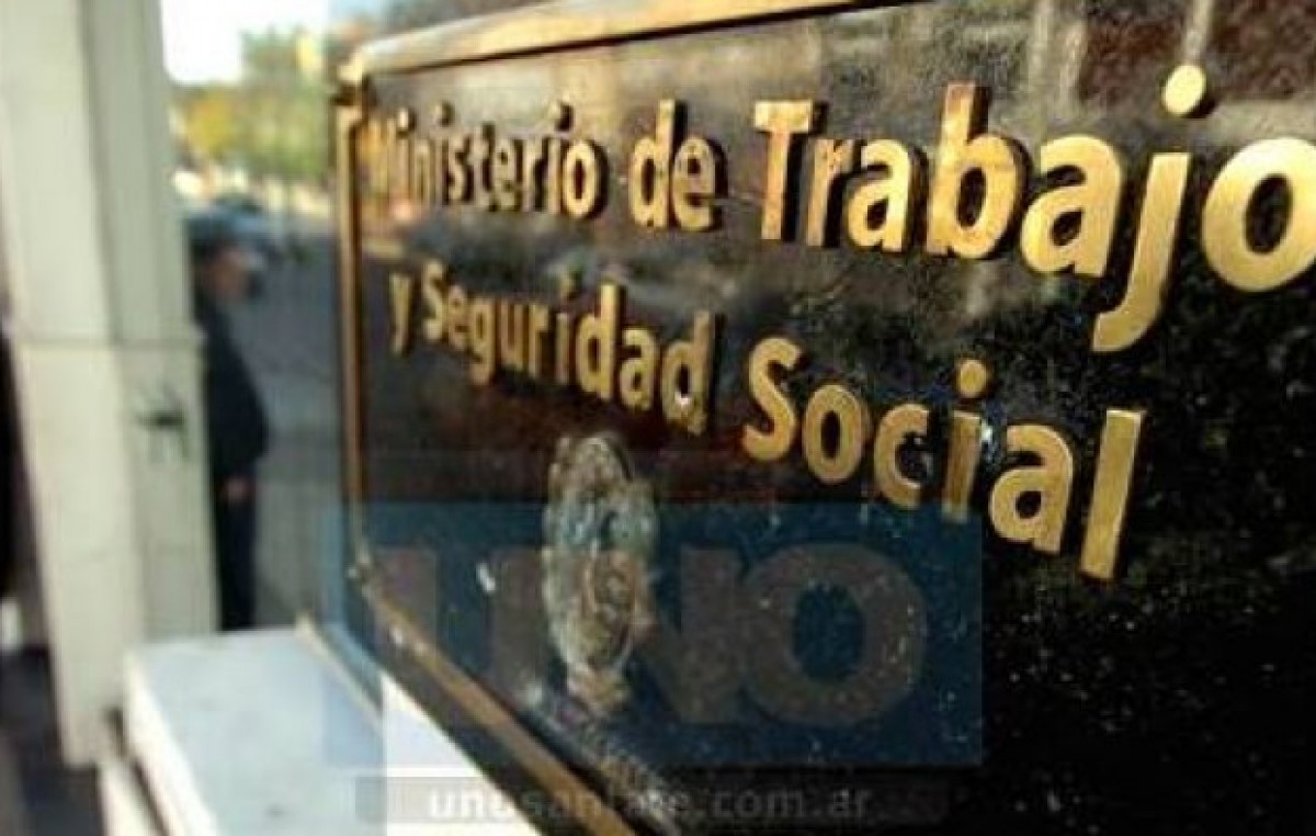 Municipales de Santa Fe suspenden provisoriamente las medidas de fuerza
