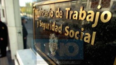 Municipales de Santa Fe suspenden provisoriamente las medidas de fuerza
