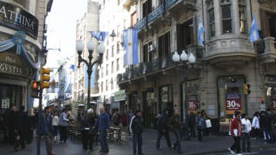 Buscan diversificar el comercio en las peatonales de Rosario