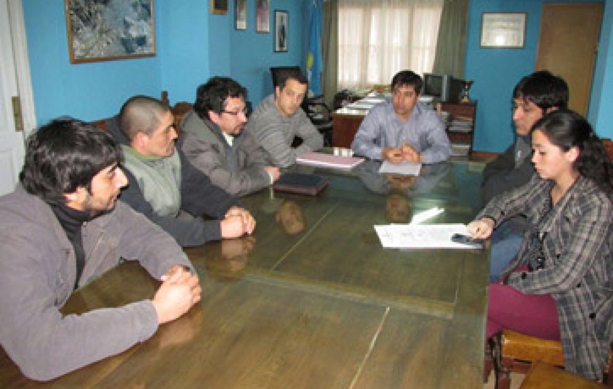 Esquel: El SOEME comenzó la negociación salarial con el Ejecutivo Municipal