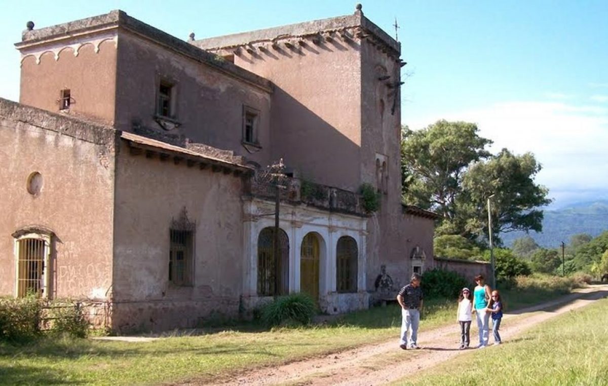 Los Baños, un pueblo rural que se detuvo en el tiempo