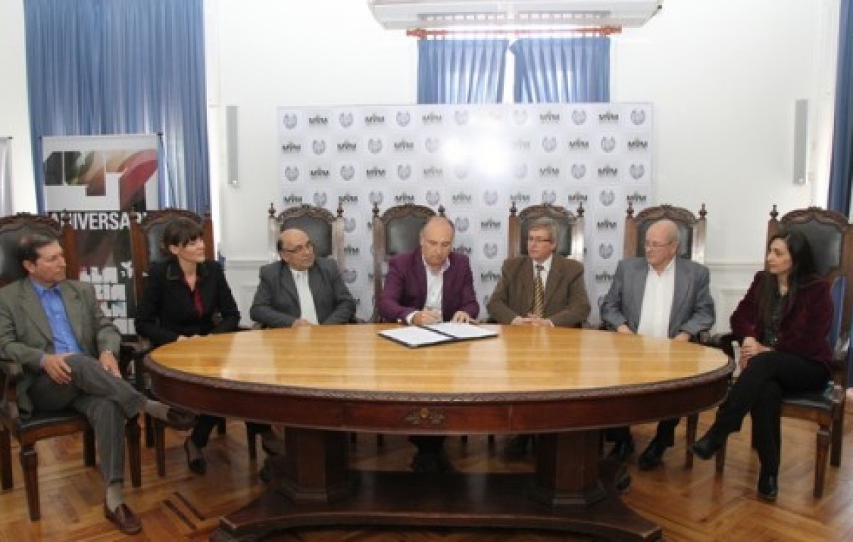 Villa María:  anuncian el Parque Industrial 2, una zona logística y una aduana