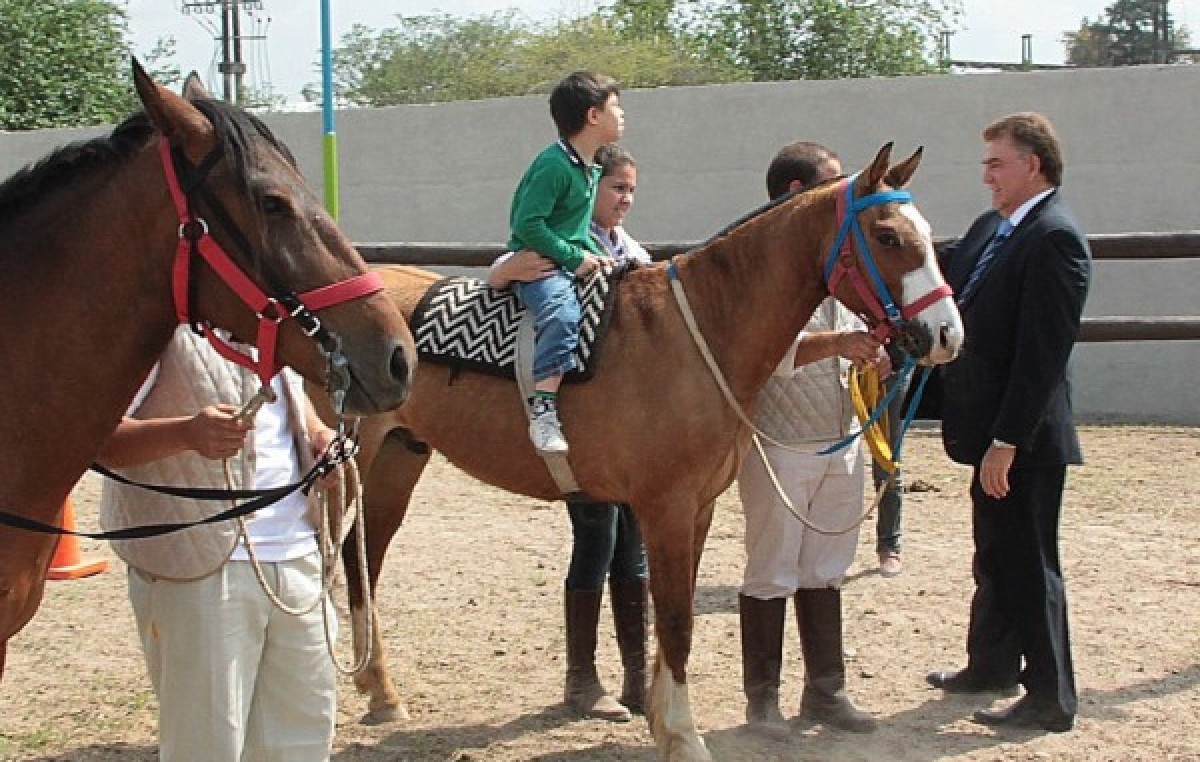 Tucumán abrió el Primer Centro de Terapia Asistida con Animales en el país