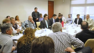 Chubut: Acuerdo entre el Gobierno, intendentes y diputados para avanzar en la ley que eleva la coparticipación
