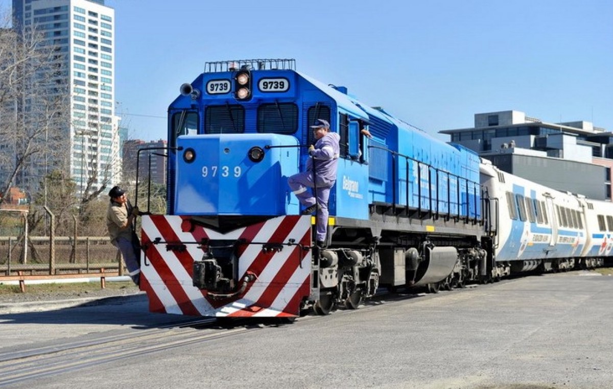China desembolsó los primeros u$s 370 millones para el Belgrano Cargas