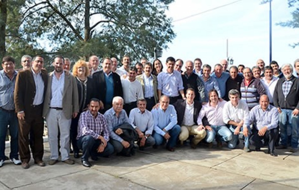 Reunión de dirigentes del PJ en Granadero Baigorria
