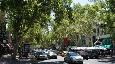Tres soluciones baratas y eficientes para mejorar el transporte en Mendoza