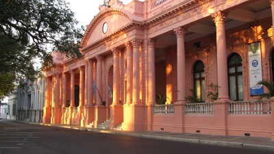 Corrientes: Recién hoy los cinco municipios recibirán los recursos retenidos