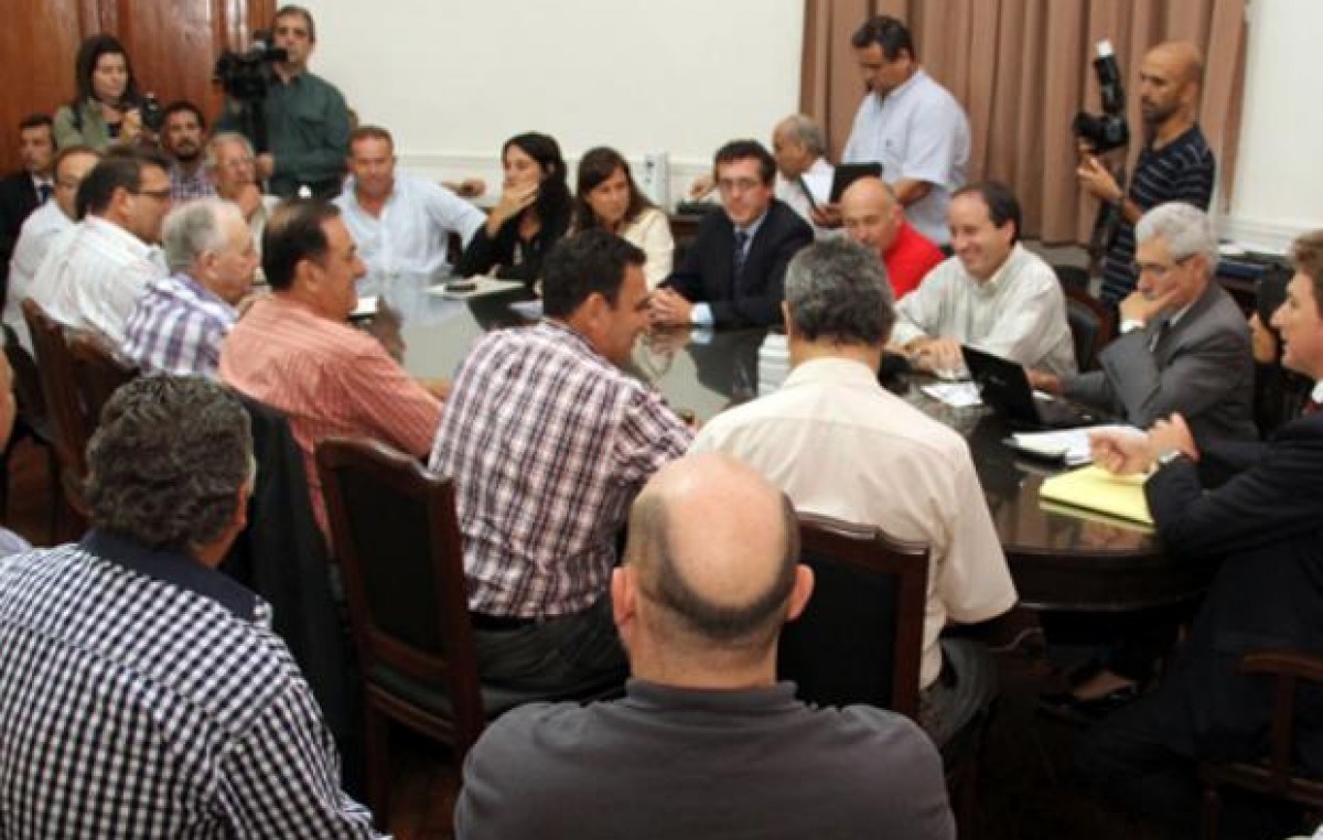 Los municipales de Santa Fe vuelven a paritarias