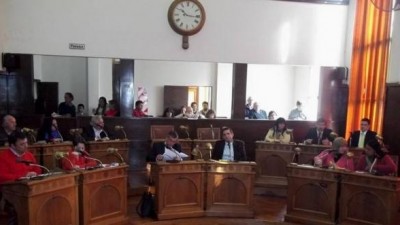 Concejal de Concordia propone que todos los funcionarios municipales presenten su declaración jurada y que sea pública