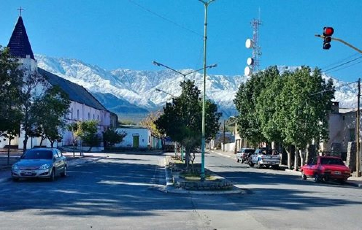 Concejales lograron blanquear los haberes de empleados municipales de Saujil