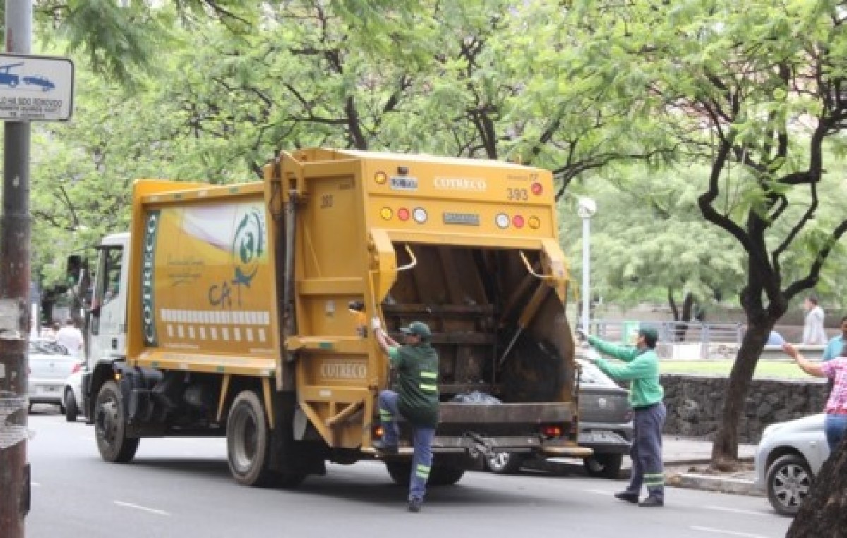 Basura: El Intendente de Córdoba licita servicio alejado del propuesto en los pliegos