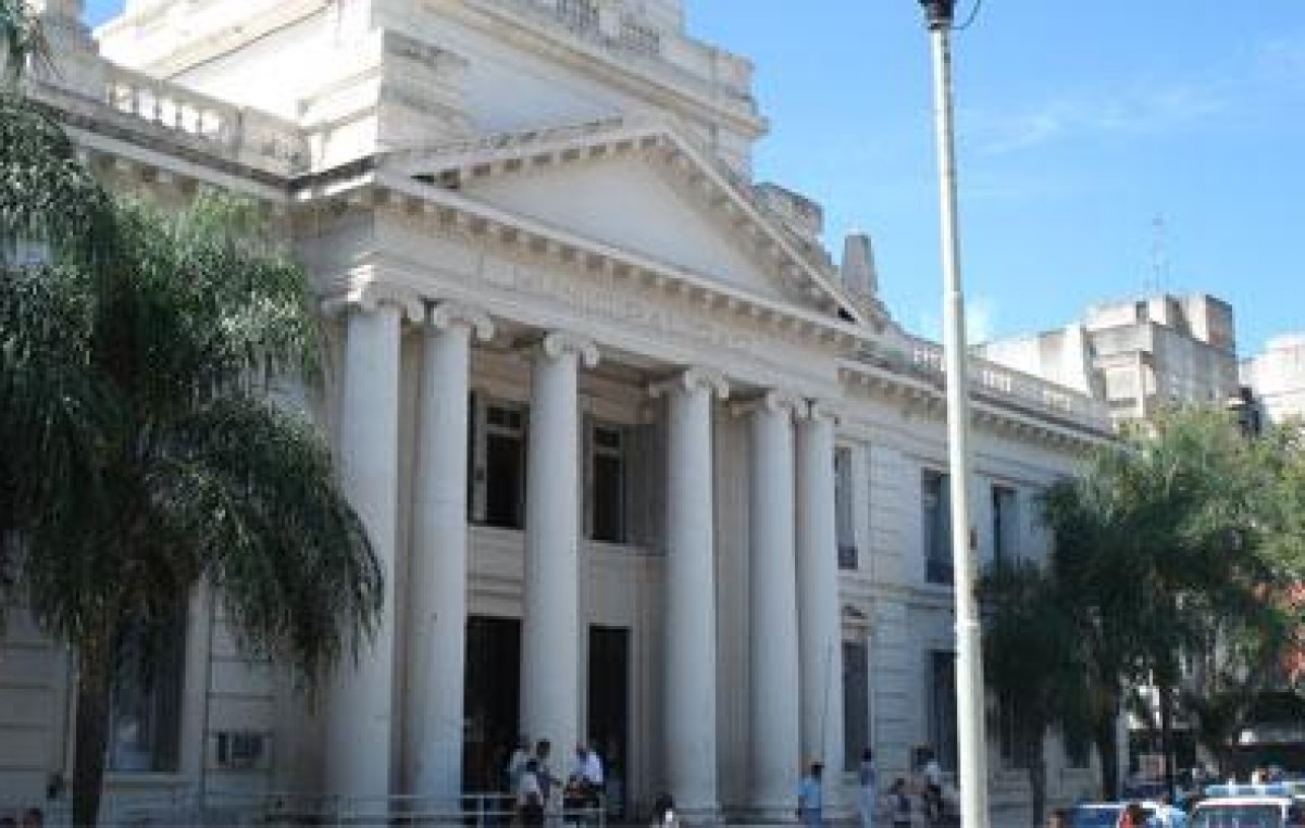 Fuerte debate y polémica por contratación de empleados en el municipio de Río Cuarto