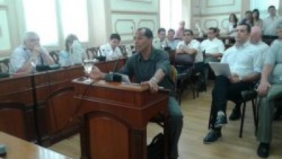 Corrientes: Calificaron de “disparatada” la propuesta de atar las tasas al valor del combustible