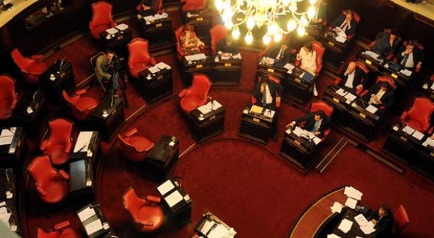 20141003200323_senado