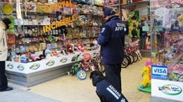 La AFIP clausuró en forma preventiva 20 locales comerciales en Once