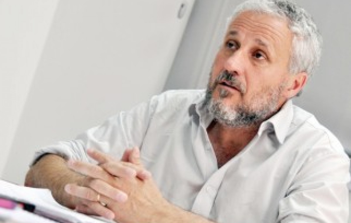 Para pagar los sueldos, el Intendente de Plottier volvió a pedir tres millones de pesos