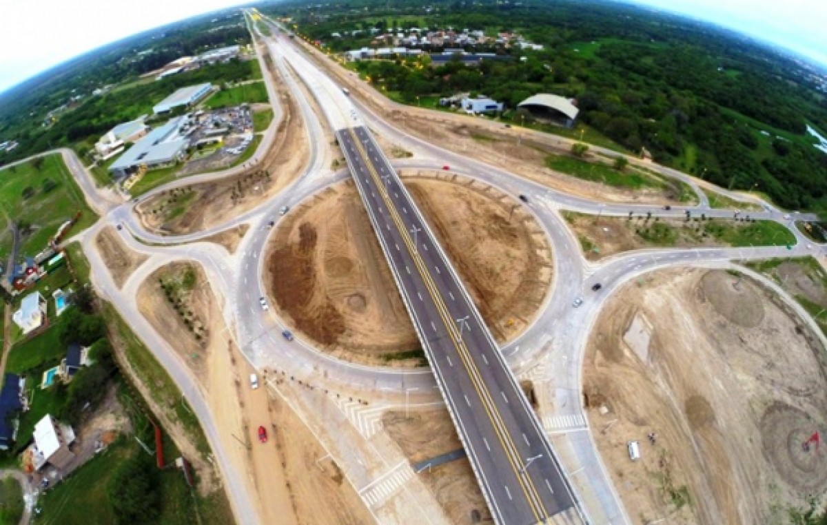 Cristina y Bacileff inauguran el viaducto de la Autovía de Resistencia