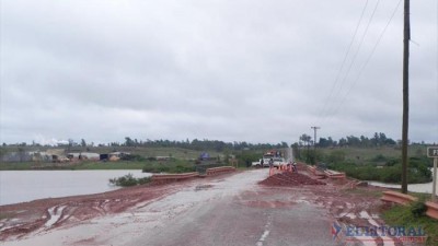 Por la creciente hay 77 familias evacuadas en diferentes comunas de Corrientes y dos rutas cortadas