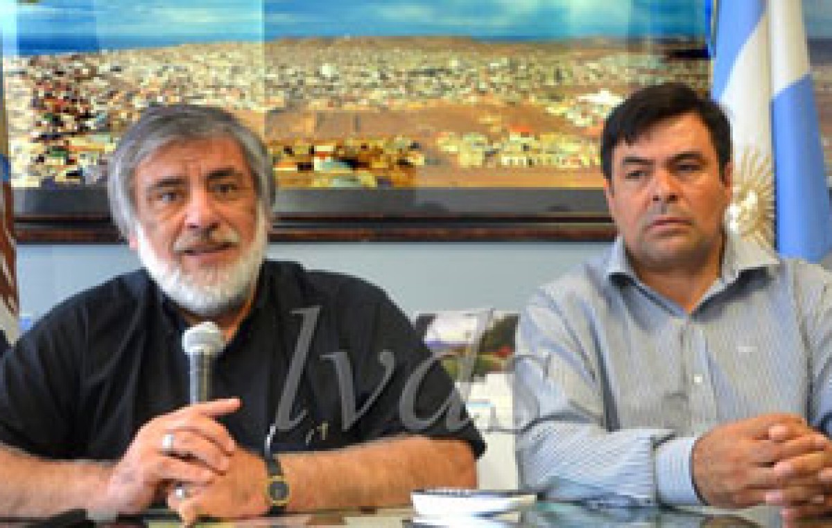 El Intendente de Caleta Olivia anunció que los salarios se liquidaron con descuento de días
