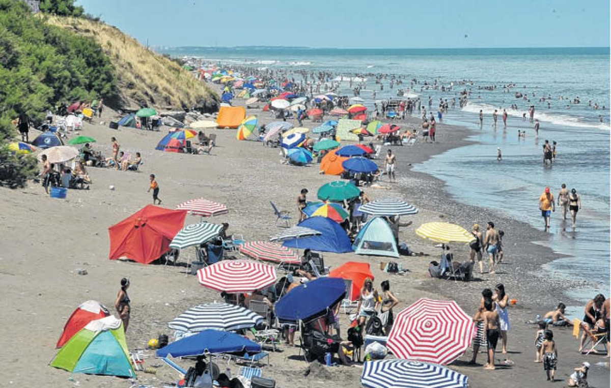 Pehuen Co: el CD analiza cambios para modernizar el uso de la playa