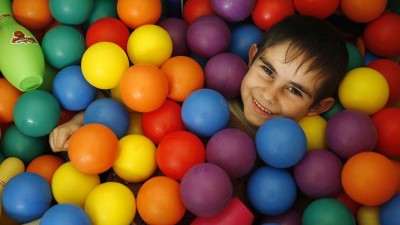 Con la AUH aumentó la escolarización y la protección social a más de 3,5 millones de niños