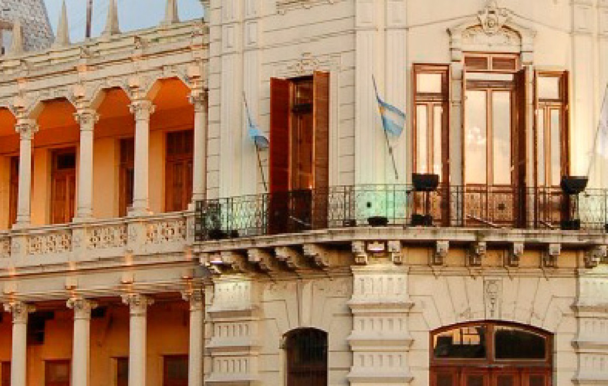 Este viernes se conmemora el “Día del Empleado Legislativo Municipal”