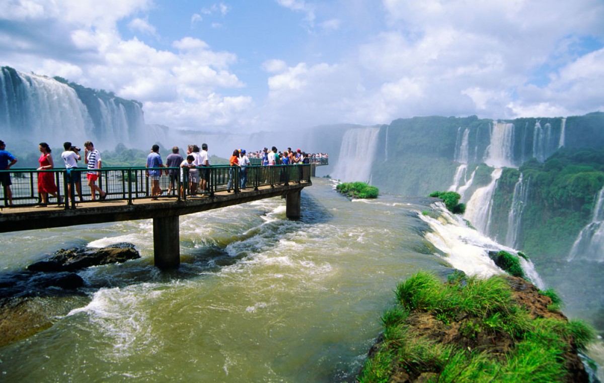 Proyectan récord de turistas extranjeros en Argentina