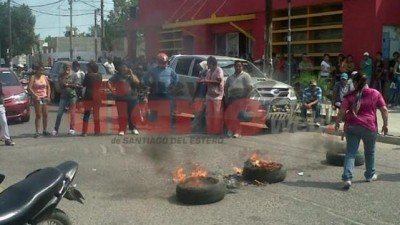 Municipales bandeños protestaron para cobrar los sueldos