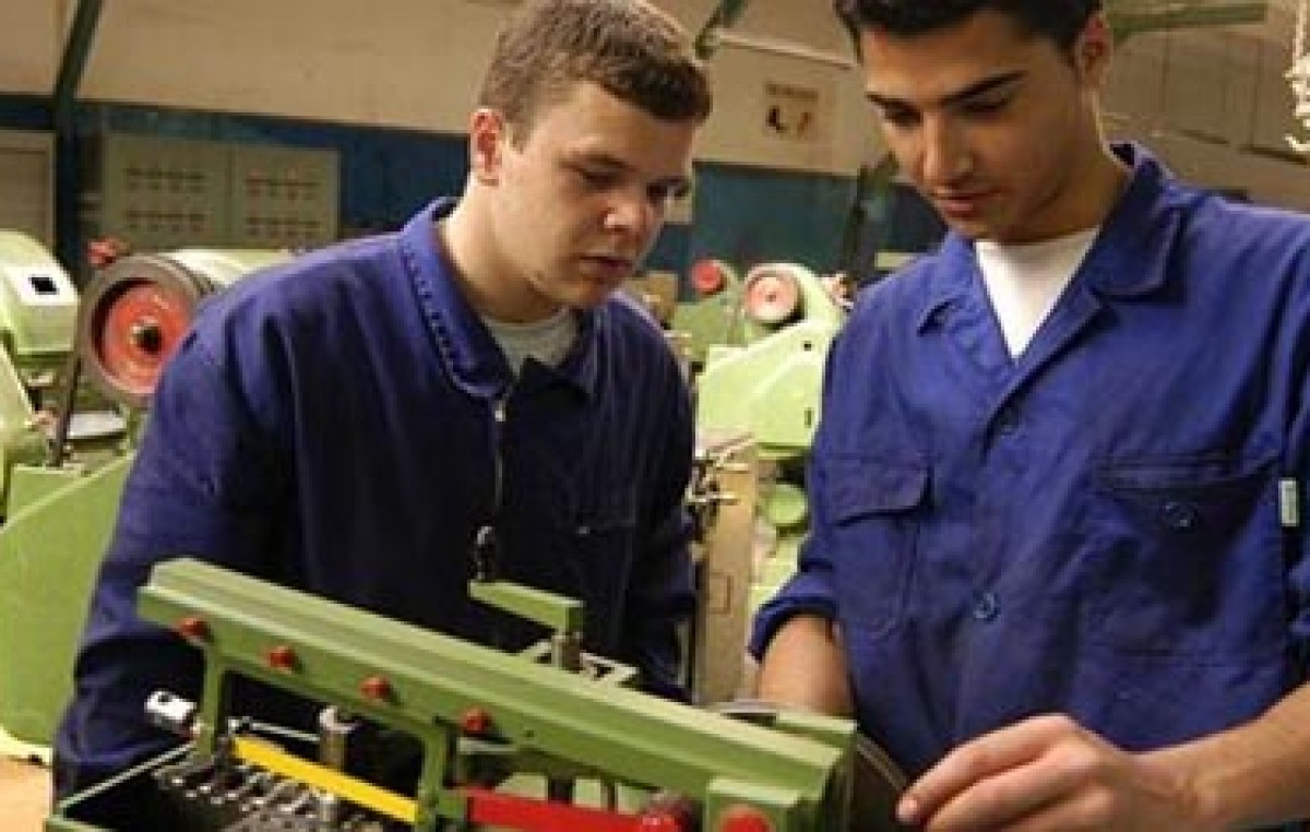 Insertan a jóvenes en el mercado laboral de Neuquén