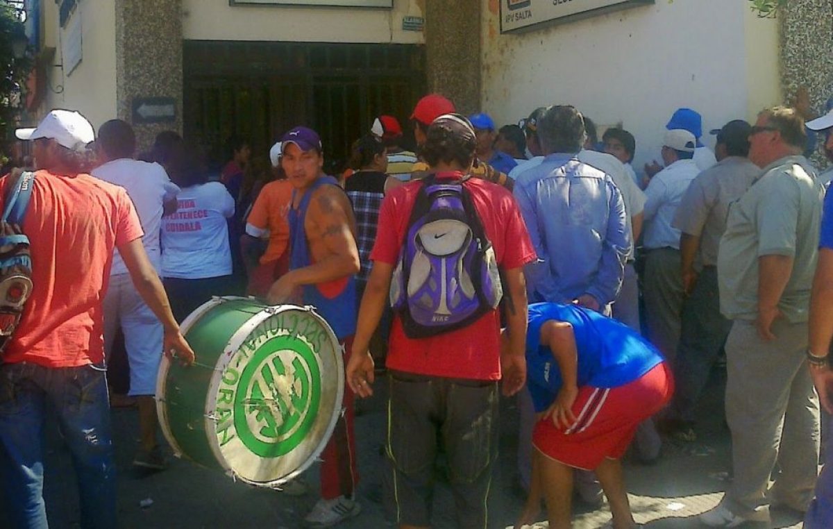 Los gremios y el municipio de Orán firmaron un acta acuerdo