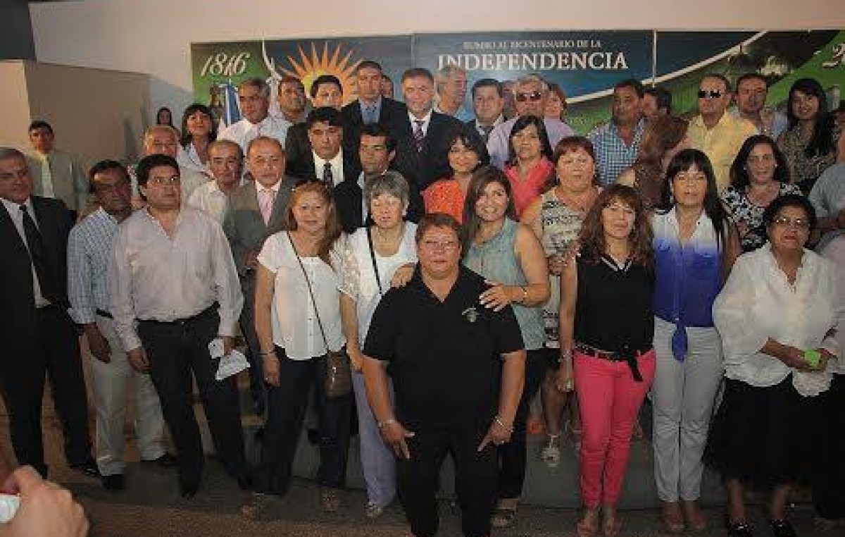 El Intendente de Tucumán distinguió a empleados municipales