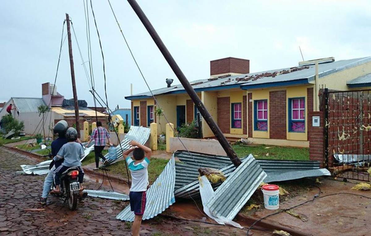Misiones: Tornado en San Vicente dejó heridos y dañó 266 casas