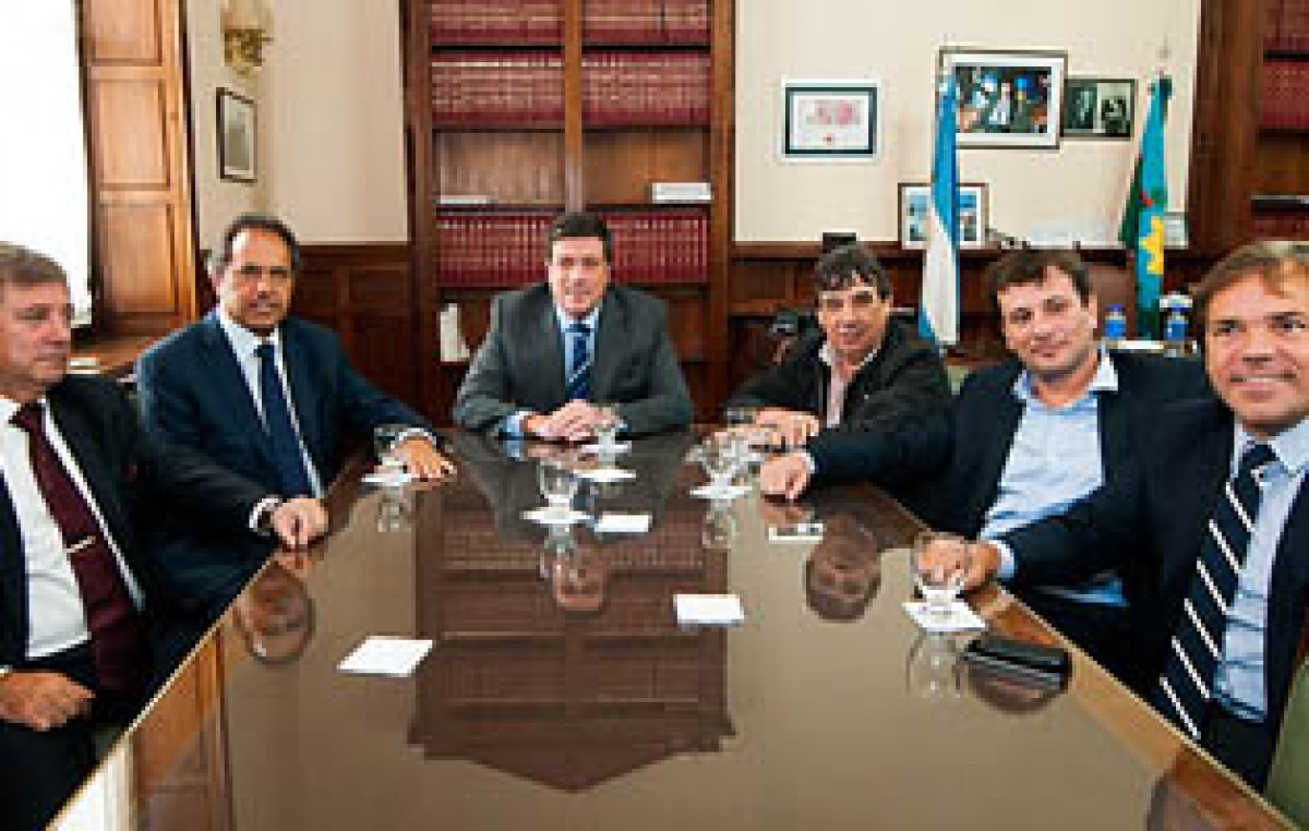 Por ley, los empleados municipales bonaerenses también tendrán paritarias