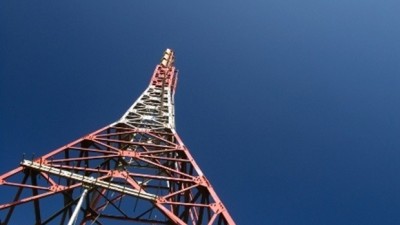 Lucha sin tregua en Rosario de Lerma contra las antenas de telefonía móvil