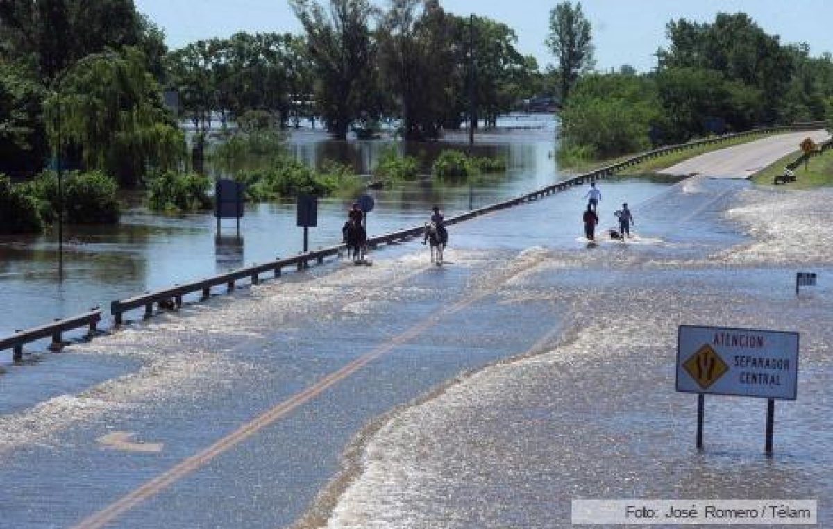 Quedan 1.500 evacuados y las zonas críticas son Pilar, La Matanza, Luján y Areco