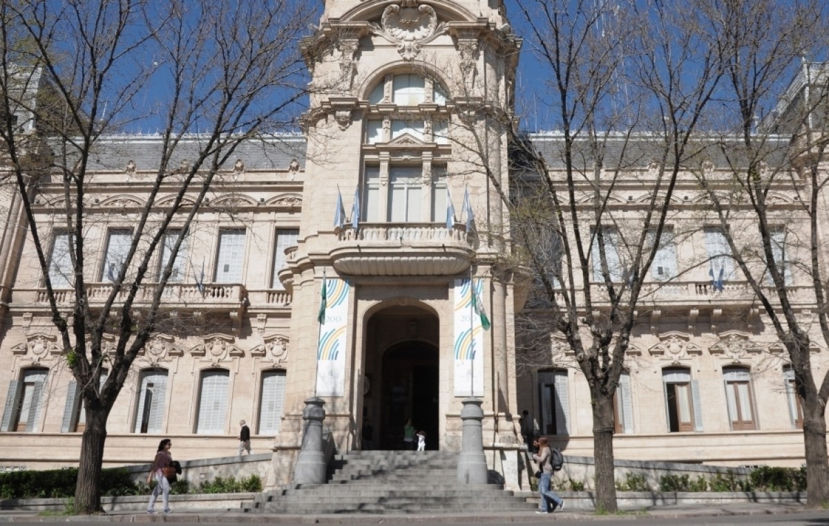Bahía Blanca: El bono de fin de año, en 2 cuotas