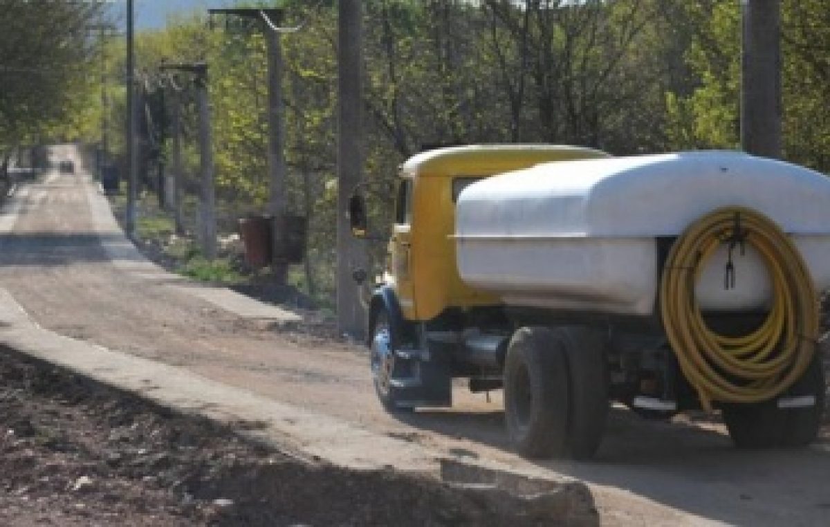 Pampa del Indio: Llegaran 100 mil litros diarios de agua