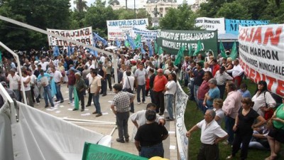 Intendentes Bonaerenses, contra las paritarias municipales